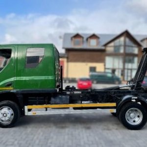 foto 9t hák kontejner 6míst 4x2 Avia D90 Cummins nové pneu