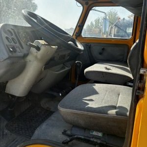 foto 4.8m3 PHM cisterna 7.5t Avia A75