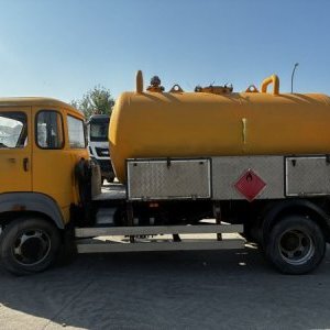 foto 4.8m3 PHM cisterna 7.5t Avia A75